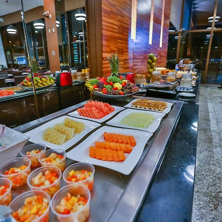 Sj Premium Hotels By Atlantica Goiânia Buitenkant foto