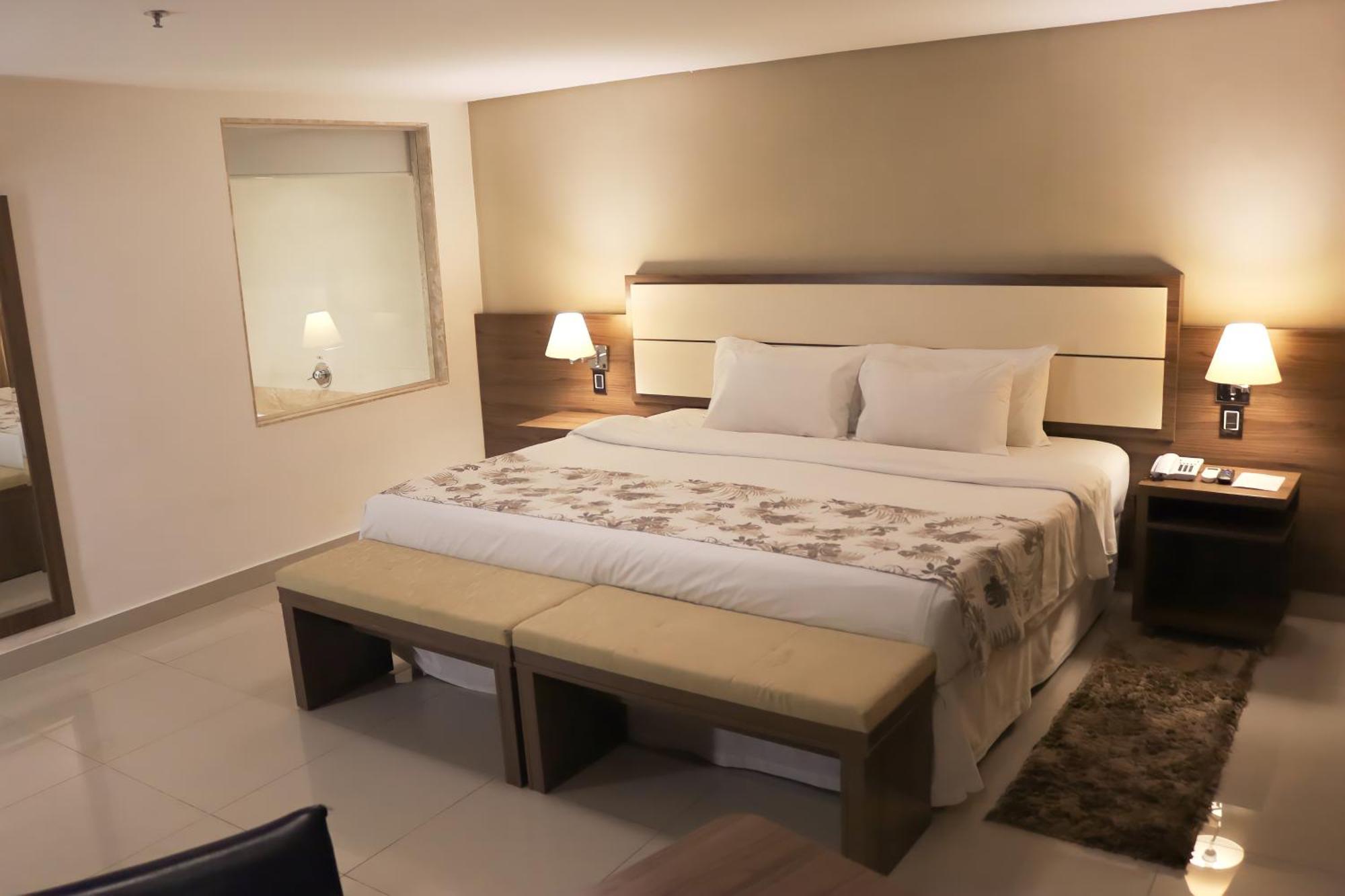 Sj Premium Hotels By Atlantica Goiânia Buitenkant foto